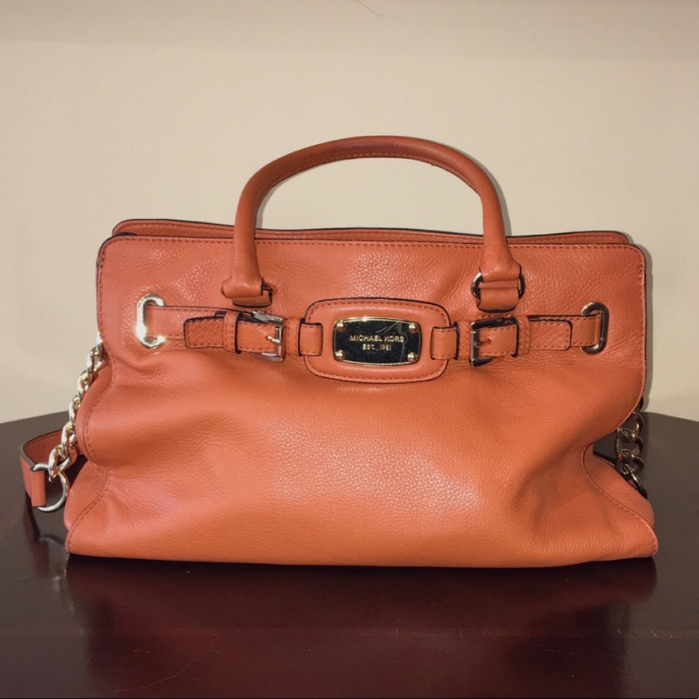 MICHAEL KORS PURSE!